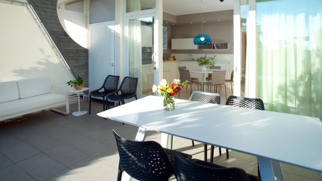 Marina Uno View Apartment Lignano Sabbiadoro Extérieur photo